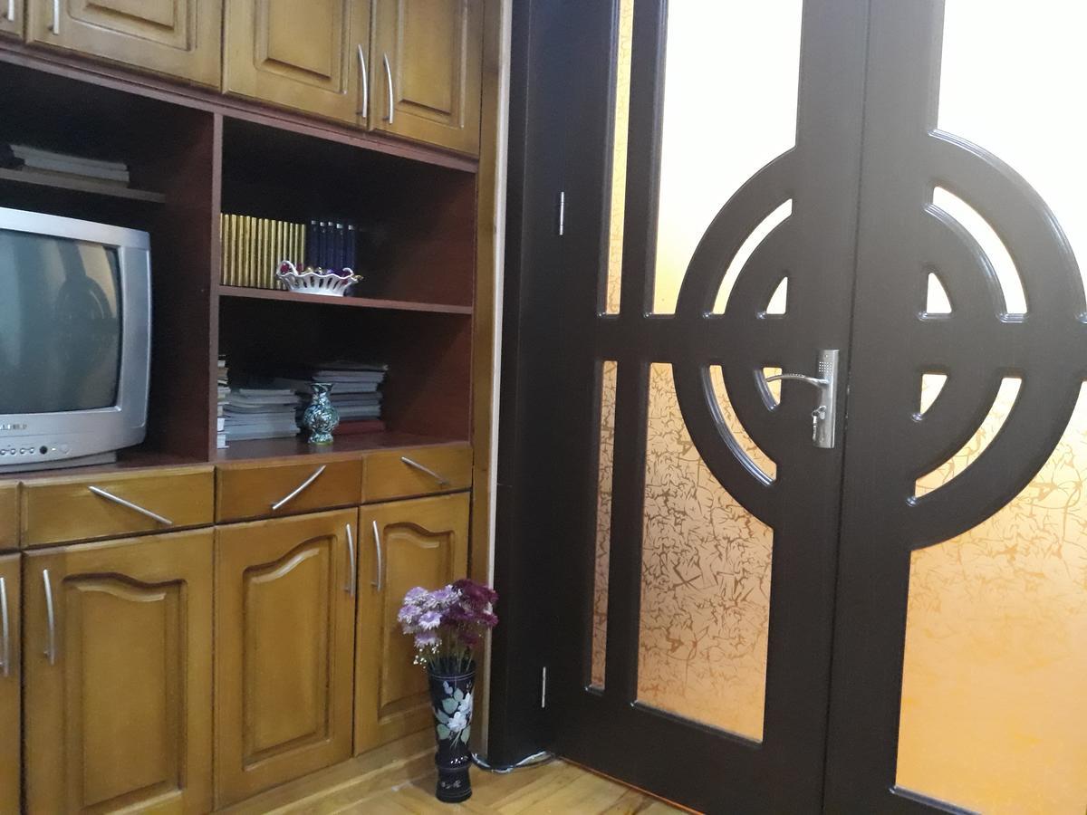 Appartamento Madona'S House Batumi Esterno foto